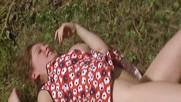 ویکتوریا لاوسون با مربی تناسب اندام خود در سالن بدنسازی جمع فیلم سکس مامی می شود