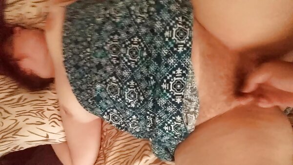 دریکا لیما، ترنس‌جنس‌گرای غارت‌گر، از خروس سکس خارجی مادر و پسر خود بیرون می‌رود