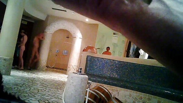 چلسی ولز گلویش را فیلم سکسی مادر و پسر خراب کرده و دریل کرده است