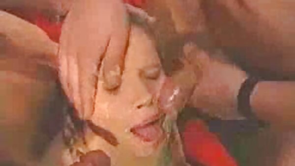 ستاره پورنو لعنتی Trina Michaels blowjobs و fucks سکس خارجی مادر و پسر